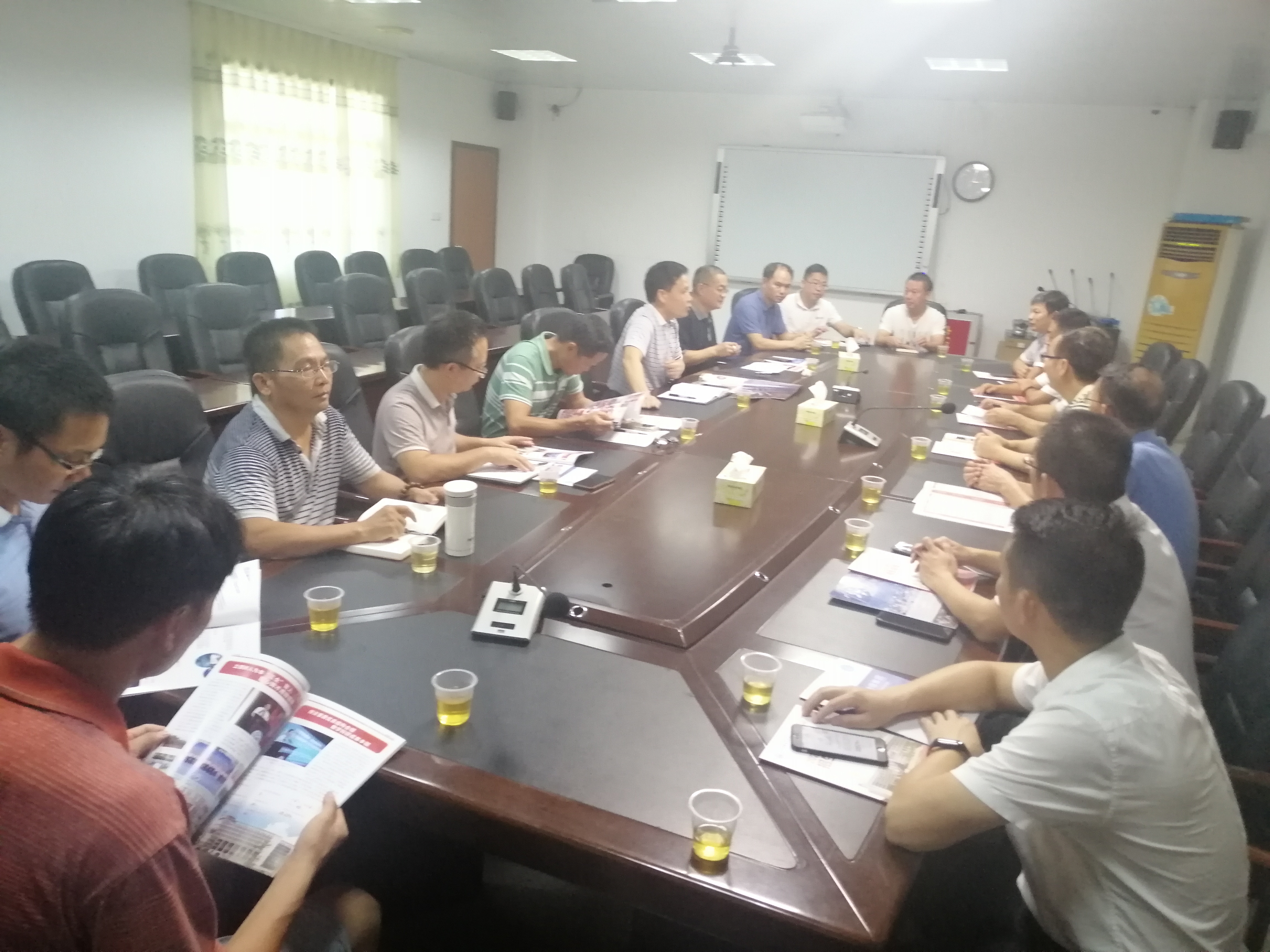 到访化州市教育局，聚焦现代学徒制校企合作校地共建